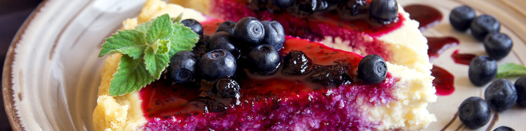 Classic Cheesecake With Blueberry Topping